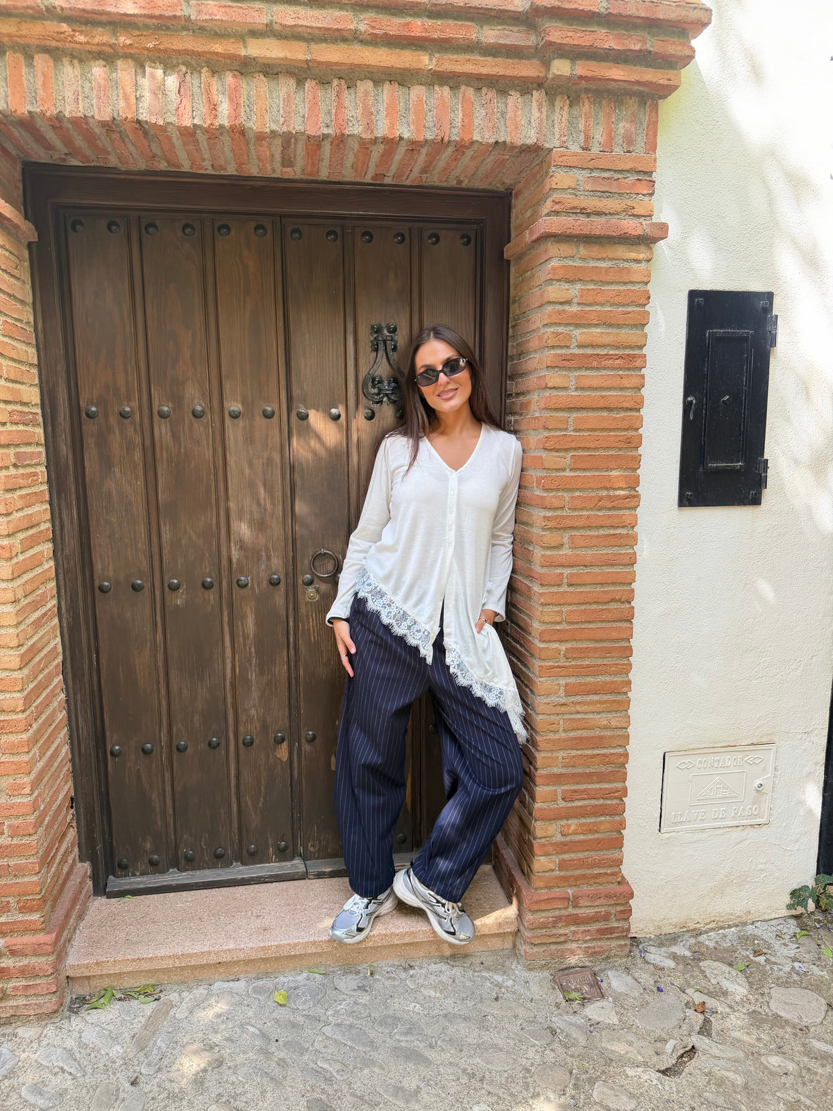 CAMISETA MUST BLANCA