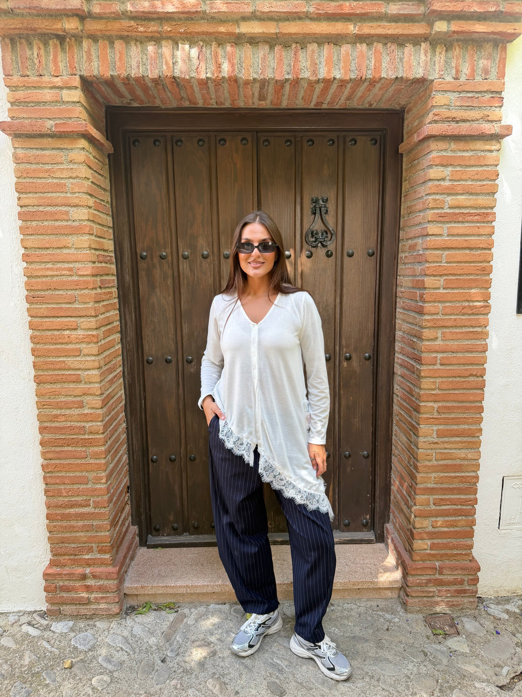 CAMISETA MUST BLANCA