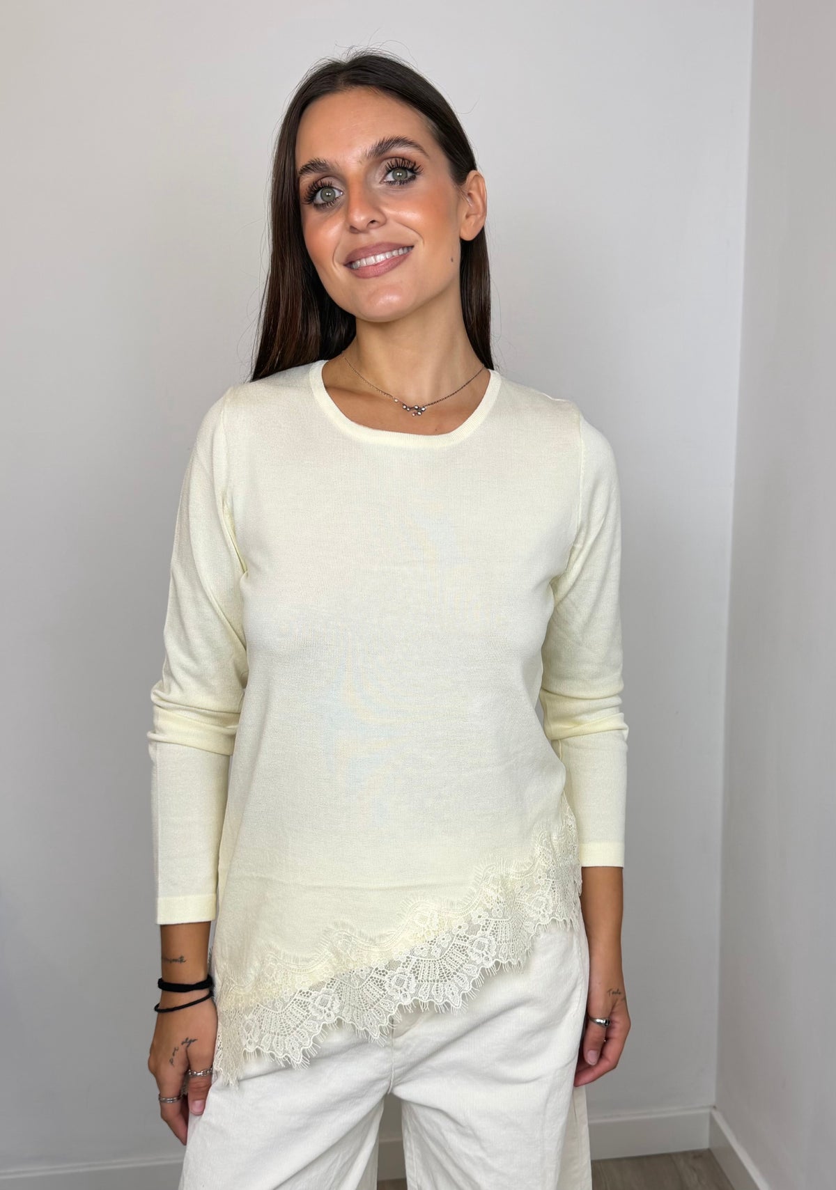 JERSEY ESSENTIAL ASIMETRICO CRUDO